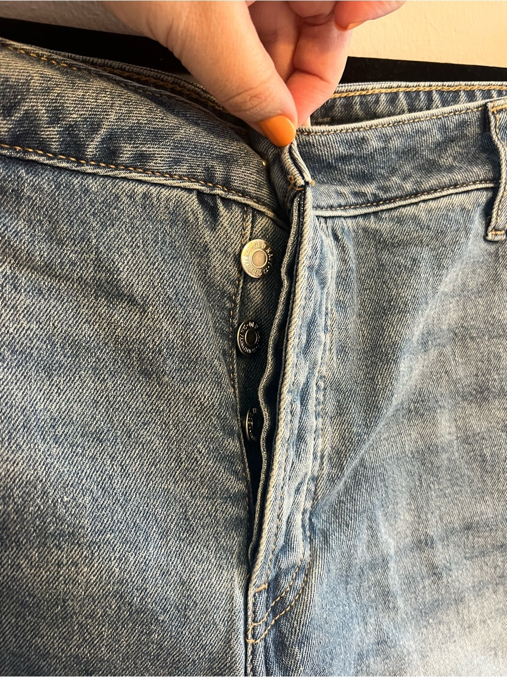 Old Navy Faded Blue Distressed Denim Stretchy Cutoff Shorts | Women’s 20 - Picture 2 of 5